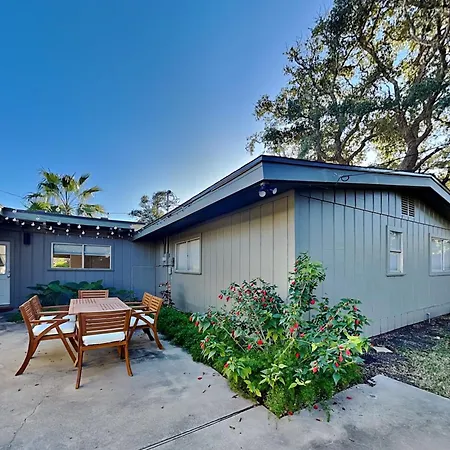 Little Bay House Villa
